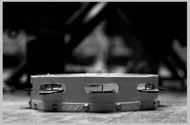 tambourine_5-29-07bw.jpg