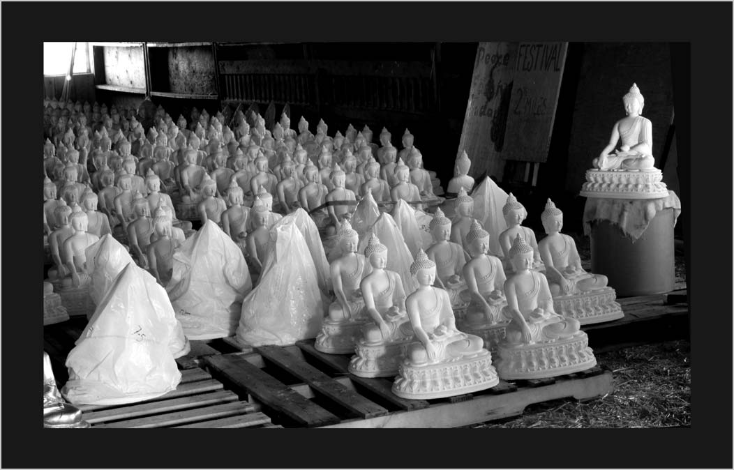 "The Buddha Barn" at EWAM—Garden of 1000 Buddhas 