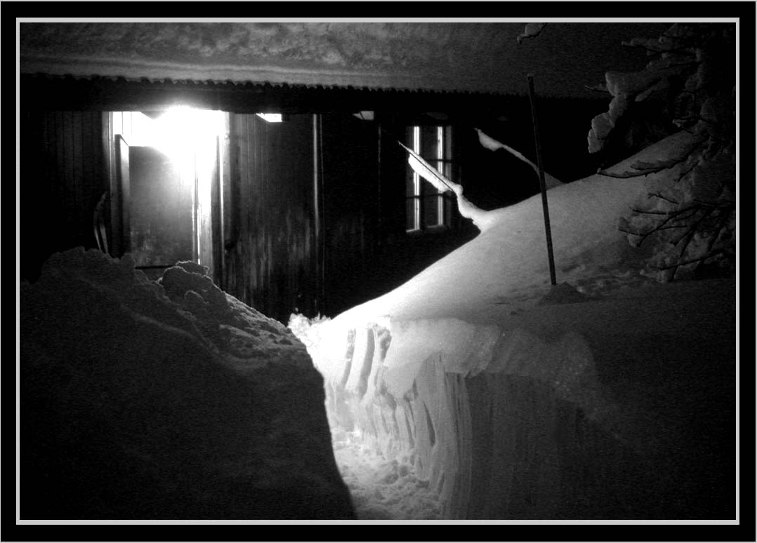 CLIFF CREGO | WINTER REFUGE, the Alps